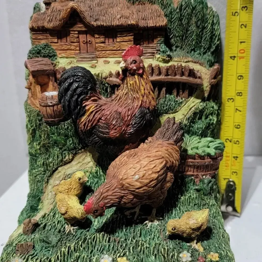 RARE Vintage Rooster, Hen & Baby Chick's Farm Chicken Cabin Bookends